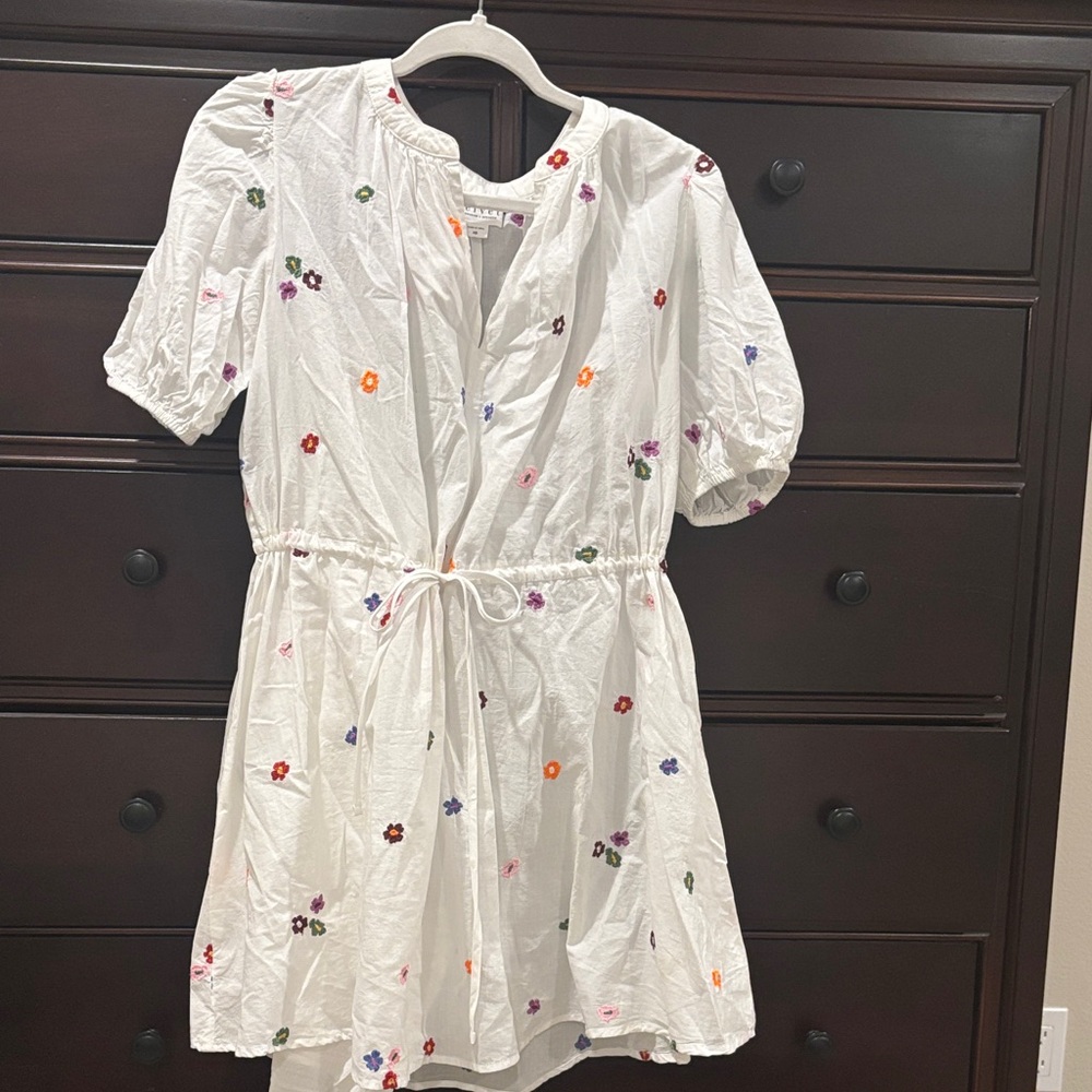 Velvet by Graham & Spencer -White Dress with Colorful Embroidery